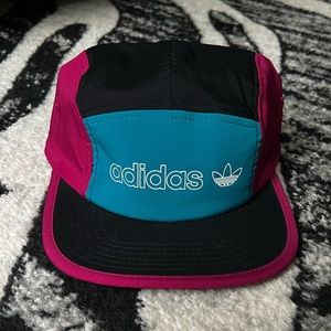 NWOT Adidas 5 panel hat, velcro closure, color blocked, lightweight